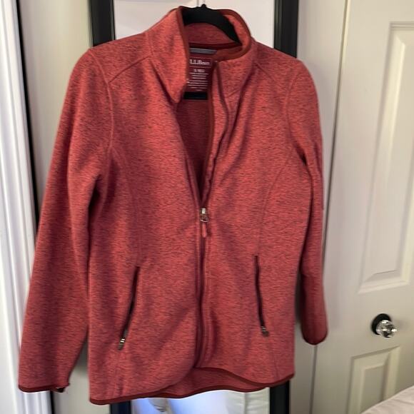 L.L.BEAN Women's Sweater Fleece Full-Zip Jacket in Rose Red Size Small - Picture 1 of 5